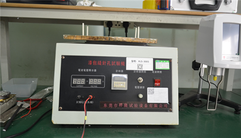 Threaded wire pinhole testing machine